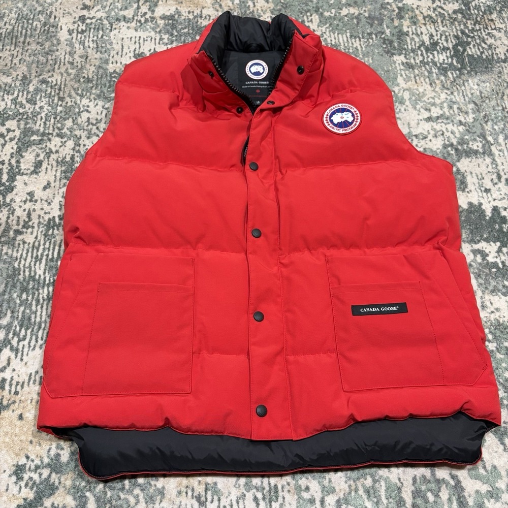 Canada Goose Freestyle Vest Red Size Large (L) 4150M NWOT